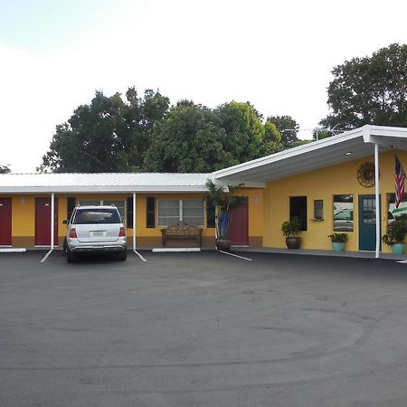 Tropicana Motel Wauchula Bagian luar foto